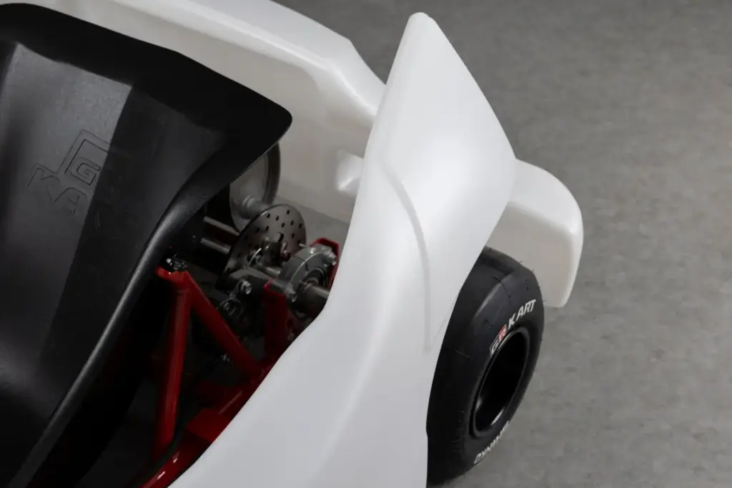 Toyota GR KART: un kart de competición para acercar el automovilismo a niños y adultos 6 Motor16 Toyota GR Kart 2 Motor16