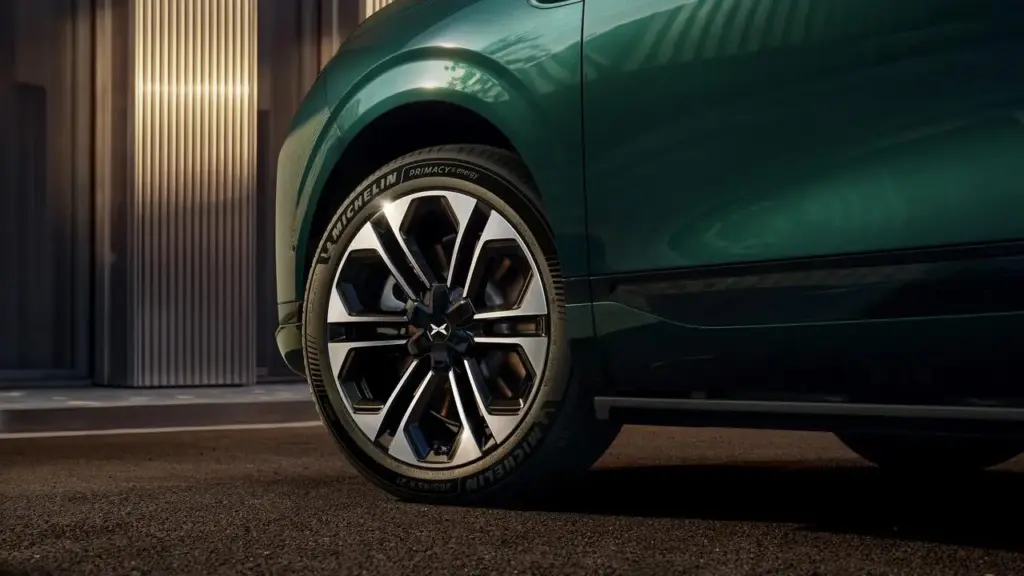 XPENG G9L: un SUV eléctrico de lujo con siete plazas y 591 kilómetros de autonomía 18 Motor16 XPeng G9L 13 Motor16