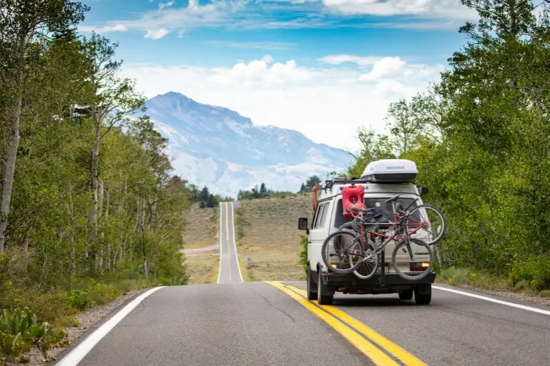 Los 8 mejores convertidores de corriente para camper: guía de compra 2026 9 Motor16 ac Motor16