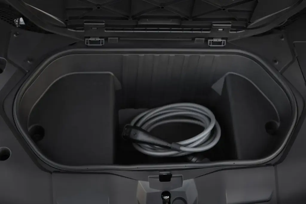 El BMW iX4 llega en marzo de 2027 con hasta 612 CV y 828 km de autonomía 36 Motor16 bmw ix4 2027 motor 16 48 Motor16