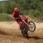 Ducati Desmo450 MX 2027: gana robustez y rendimiento en su segundo año de motocross
