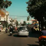 La escasez de combustible en Indonesia llega a Bali y pone en riesgo los viajes por carretera
