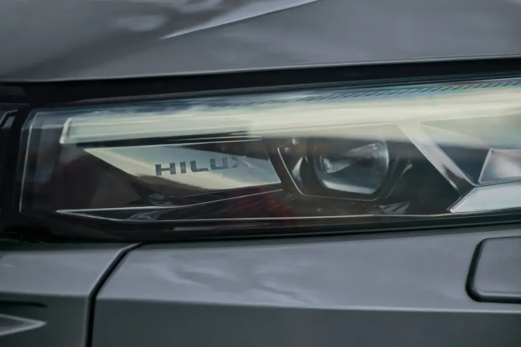 El nuevo Toyota Hilux llega como eléctrico e híbrido ligero 6 Motor16 El nuevo Toyota Hilux llega como eléctrico e híbrido ligero