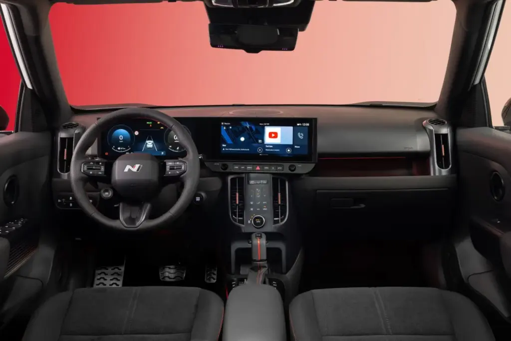 Hyundai renueva el Bayon con más tecnología, espacio y una futura versión híbrida 2 Motor16 hyundai bayon 1026 interior 03 jpg bfc off Motor16