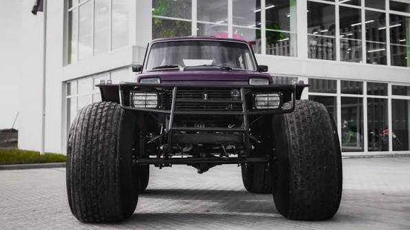 El Lada Niva Marsh con ruedas de 1,3 metros que se vende en Alemania por 19.999 euros 1 Motor16 images Motor16