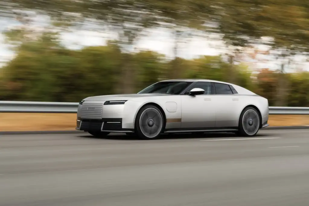 El Jaguar Type 01 ya es una realidad, con 1.030 CV y 720 km de autonomía 3 Motor16 jaguar type 01 presentacion 13 Motor16