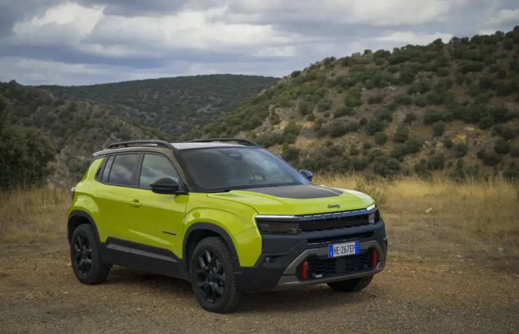 Primera prueba del Jeep Avenger 2027: Así cambia tras su renovación de mitad de ciclo 20 Motor16 jeep avenger 4xe prueba 2027 15 Motor16