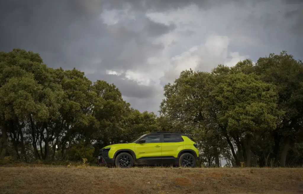 Primera prueba del Jeep Avenger 2027: Así cambia tras su renovación de mitad de ciclo 16 Motor16 Primera prueba del Jeep Avenger 2027: Así cambia tras su renovación de mitad de ciclo