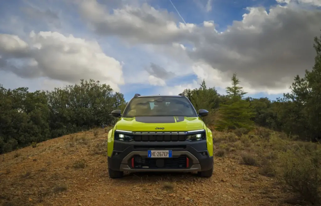 Primera prueba del Jeep Avenger 2027: Así cambia tras su renovación de mitad de ciclo 13 Motor16 Primera prueba del Jeep Avenger 2027: Así cambia tras su renovación de mitad de ciclo