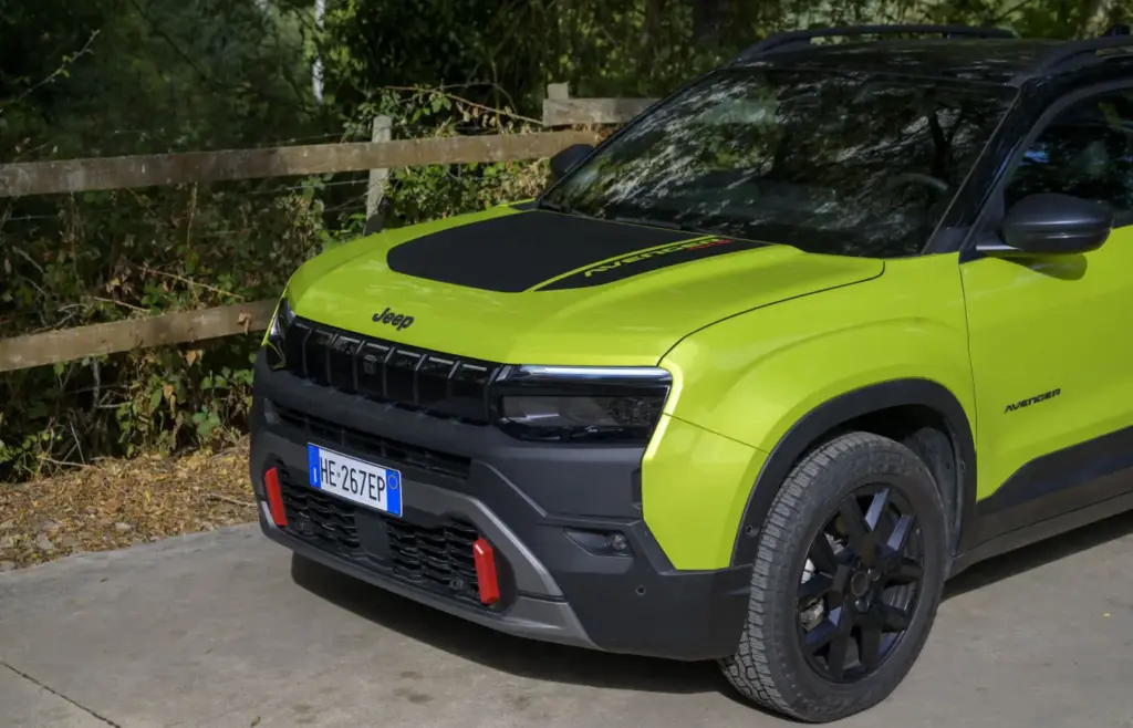 Primera prueba del Jeep Avenger 2027: Así cambia tras su renovación de mitad de ciclo 30 Motor16 jeep avenger 4xe prueba 2027 5 Motor16