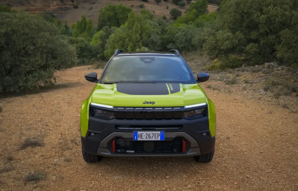Primera prueba del Jeep Avenger 2027: Así cambia tras su renovación de mitad de ciclo 26 Motor16 jeep avenger 4xe prueba 2027 9 Motor16