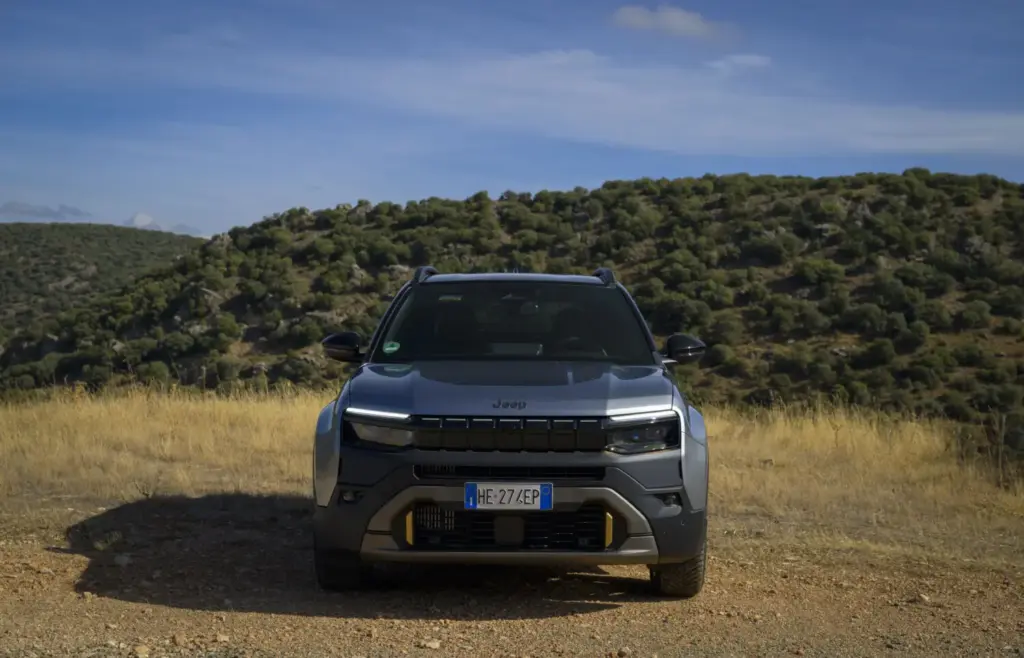 Primera prueba del Jeep Avenger 2027: Así cambia tras su renovación de mitad de ciclo 61 Motor16 Primera prueba del Jeep Avenger 2027: Así cambia tras su renovación de mitad de ciclo