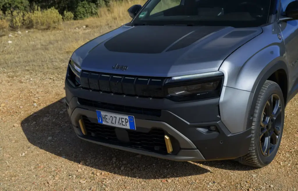 Primera prueba del Jeep Avenger 2027: Así cambia tras su renovación de mitad de ciclo 59 Motor16 Primera prueba del Jeep Avenger 2027: Así cambia tras su renovación de mitad de ciclo