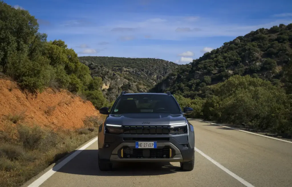 Primera prueba del Jeep Avenger 2027: Así cambia tras su renovación de mitad de ciclo 57 Motor16 Primera prueba del Jeep Avenger 2027: Así cambia tras su renovación de mitad de ciclo