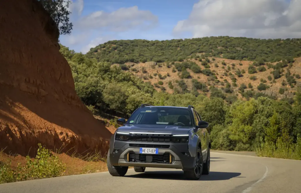 Primera prueba del Jeep Avenger 2027: Así cambia tras su renovación de mitad de ciclo 53 Motor16 Primera prueba del Jeep Avenger 2027: Así cambia tras su renovación de mitad de ciclo