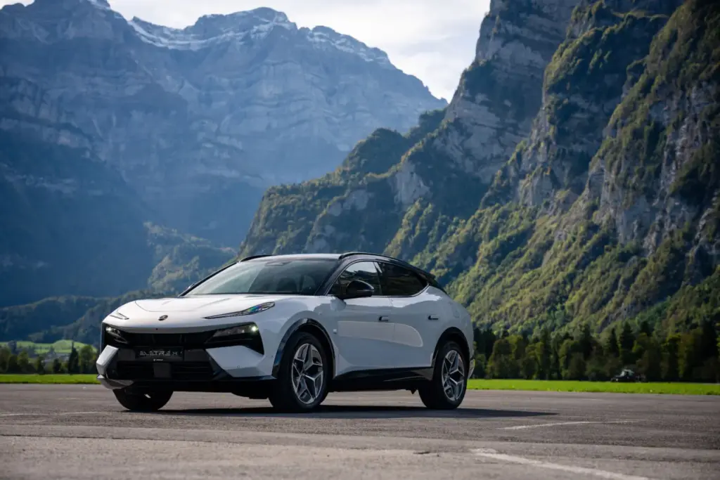 Lotus Eletre X: Este SUV híbrido enchufable de 952 CV ya tiene precio 42 Motor16 lotus eletre x 2 Motor16