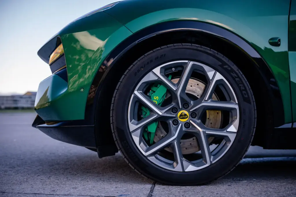 Lotus Eletre X: Este SUV híbrido enchufable de 952 CV ya tiene precio 17 Motor16 lotus eletre x 27 Motor16