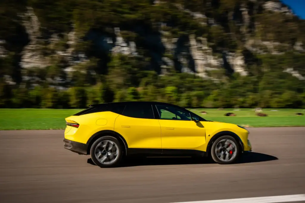 Lotus Eletre X: Este SUV híbrido enchufable de 952 CV ya tiene precio 11 Motor16 lotus eletre x 33 Motor16