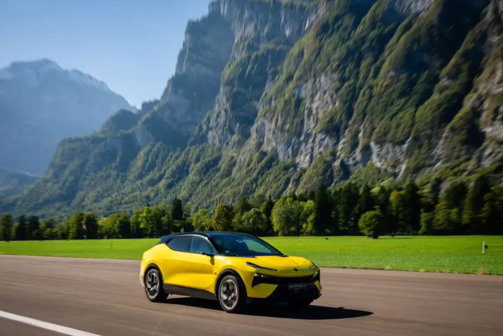 Lotus Eletre X: Este SUV híbrido enchufable de 952 CV ya tiene precio 10 Motor16 lotus eletre x 34 Motor16