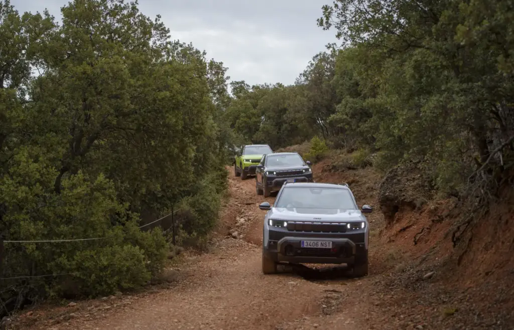 Toma de contacto del Jeep Compass 4xe: Un verdadero 4x4, le pese a quien le pese 19 Motor16 presentacion jeep compass motor 16 guadalajara 17 Motor16