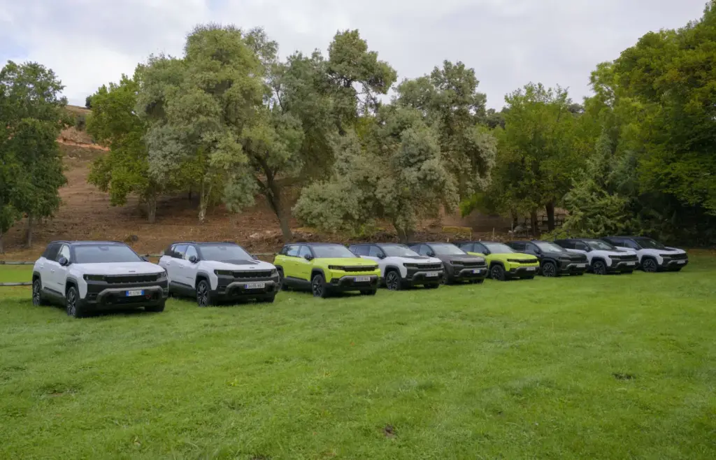 Toma de contacto del Jeep Compass 4xe: Un verdadero 4x4, le pese a quien le pese 7 Motor16 Toma de contacto del Jeep Compass 4xe: Un verdadero 4x4, le pese a quien le pese