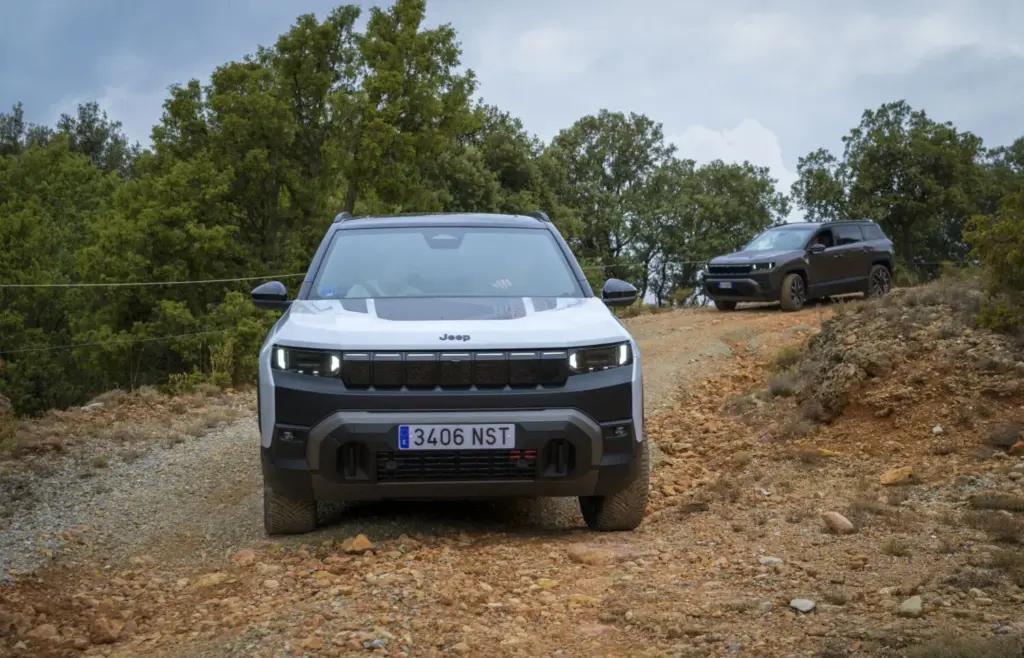 Toma de contacto del Jeep Compass 4xe: Un verdadero 4x4, le pese a quien le pese 33 Motor16 presentacion jeep compass motor 16 guadalajara 3 Motor16