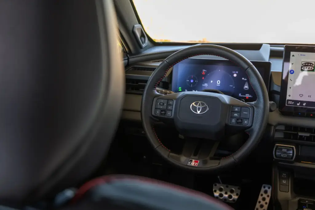 prueba Toyota RAV4 gr sport phev motor 16 2 Motor16