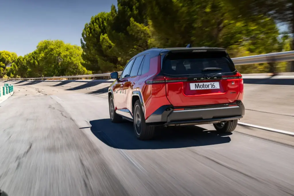 Prueba del Toyota RAV4 PHEV GR Sport AWD: Toyota lo ha vuelto a hacer