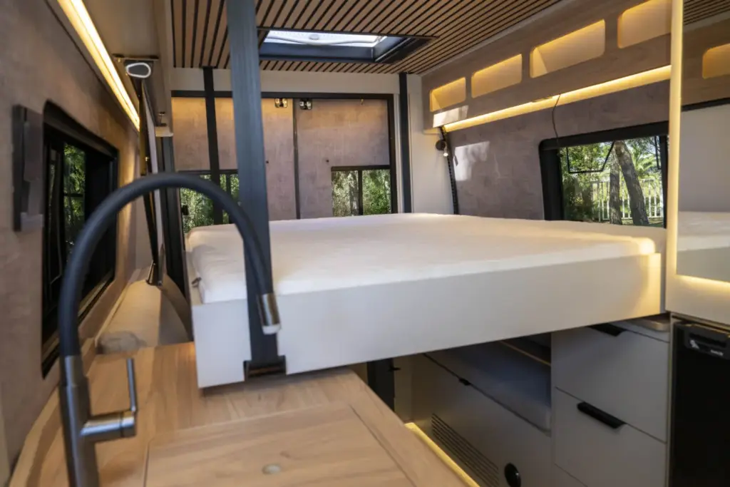 Stellantis Pro One quiere seguir dominando el mercado camper: una de cada dos unidades vendidas en España lleva su sello 19 Motor16 stellantis pro one camper fiat ducato nomade nation 18 Motor16