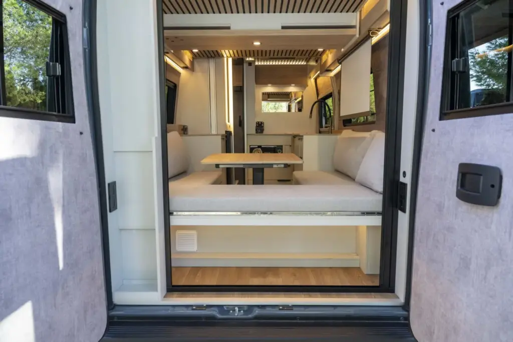Stellantis Pro One quiere seguir dominando el mercado camper: una de cada dos unidades vendidas en España lleva su sello 101 Motor16 stellantis pro one camper fiat ducato nomade nation 19 Motor16