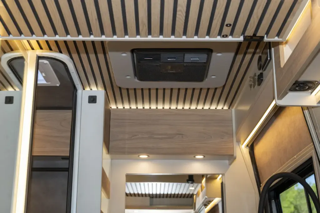Stellantis Pro One quiere seguir dominando el mercado camper: una de cada dos unidades vendidas en España lleva su sello 105 Motor16 stellantis pro one camper fiat ducato nomade nation 23 Motor16
