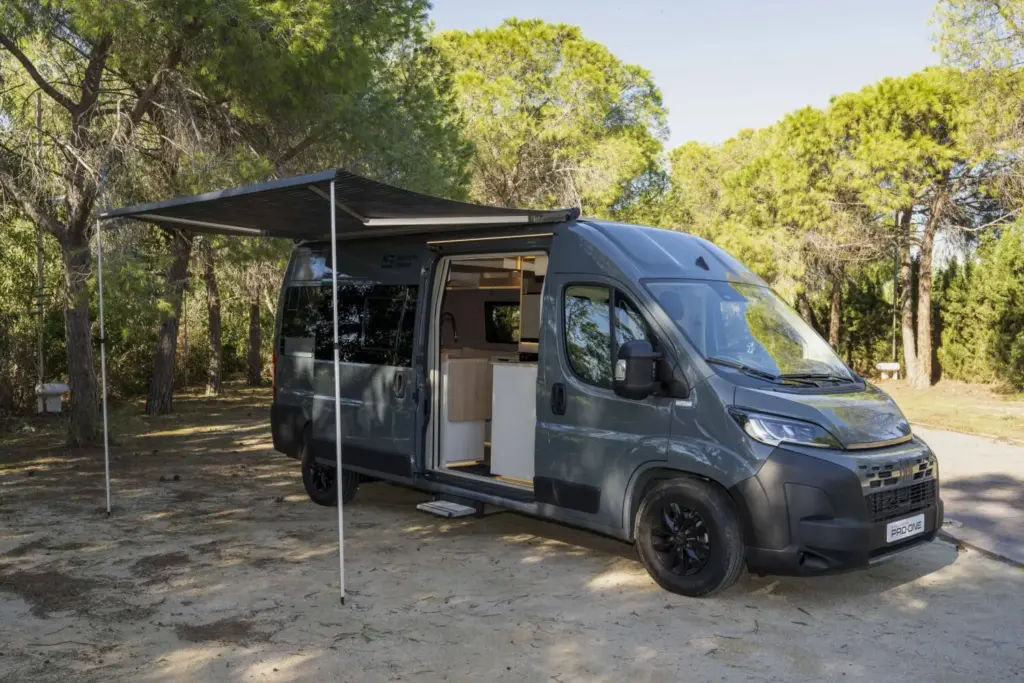 Stellantis Pro One quiere seguir dominando el mercado camper: una de cada dos unidades vendidas en España lleva su sello 17 Motor16 stellantis pro one camper fiat ducato nomade nation 28 Motor16