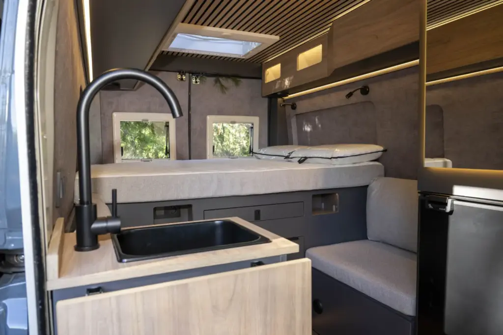 Stellantis Pro One quiere seguir dominando el mercado camper: una de cada dos unidades vendidas en España lleva su sello 108 Motor16 stellantis pro one camper fiat ducato nomade nation 31 Motor16