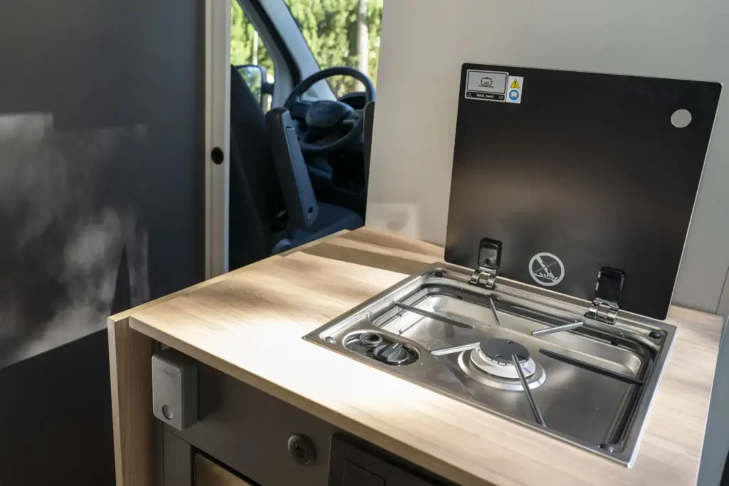 Stellantis Pro One quiere seguir dominando el mercado camper: una de cada dos unidades vendidas en España lleva su sello 118 Motor16 stellantis pro one camper fiat ducato nomade nation 36 Motor16