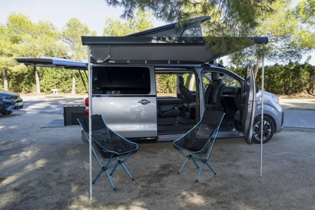 Stellantis Pro One quiere seguir dominando el mercado camper: una de cada dos unidades vendidas en España lleva su sello 60 Motor16 stellantis pro one camper opel zafira tinkervan 15 Motor16
