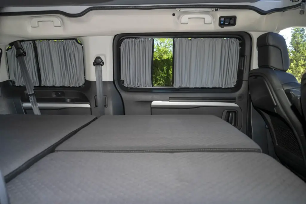Stellantis Pro One quiere seguir dominando el mercado camper: una de cada dos unidades vendidas en España lleva su sello 52 Motor16 stellantis pro one camper opel zafira tinkervan 7 Motor16