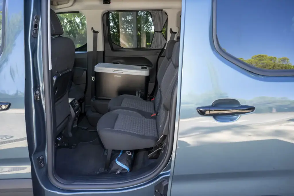 Stellantis Pro One quiere seguir dominando el mercado camper: una de cada dos unidades vendidas en España lleva su sello 34 Motor16 stellantis pro one camper peugeot rifter tikervan 10 Motor16