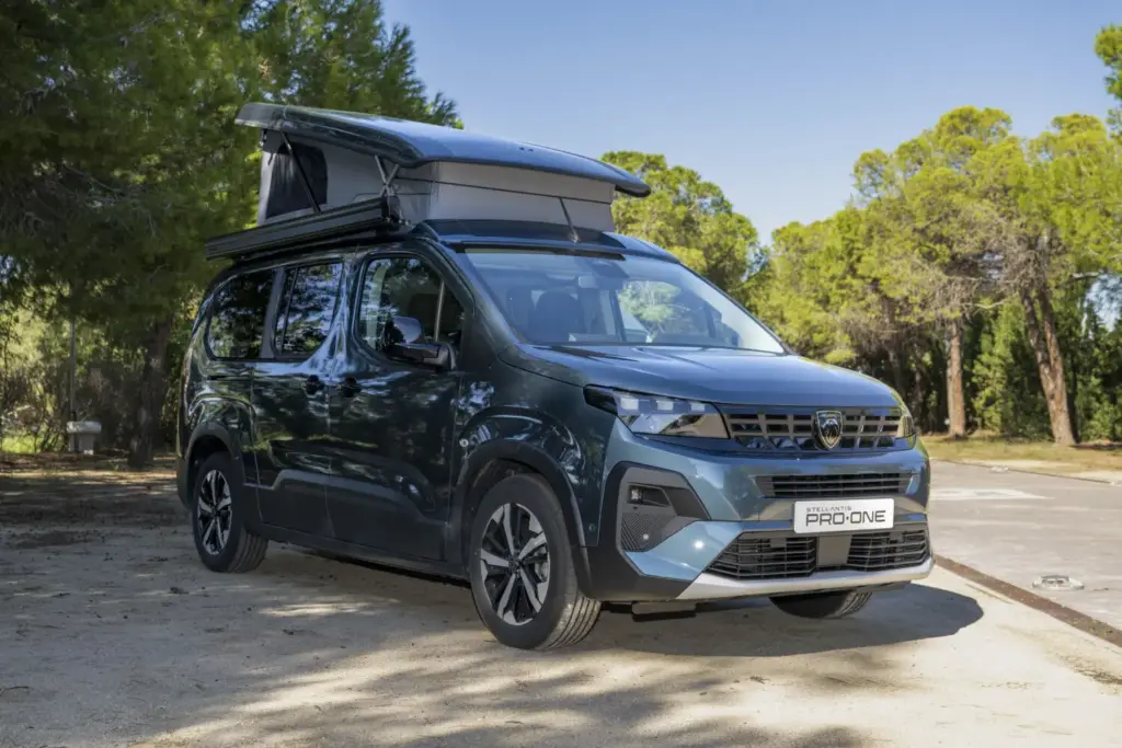Stellantis Pro One quiere seguir dominando el mercado camper: una de cada dos unidades vendidas en España lleva su sello 2 Motor16 stellantis pro one camper peugeot rifter tikervan 2 Motor16