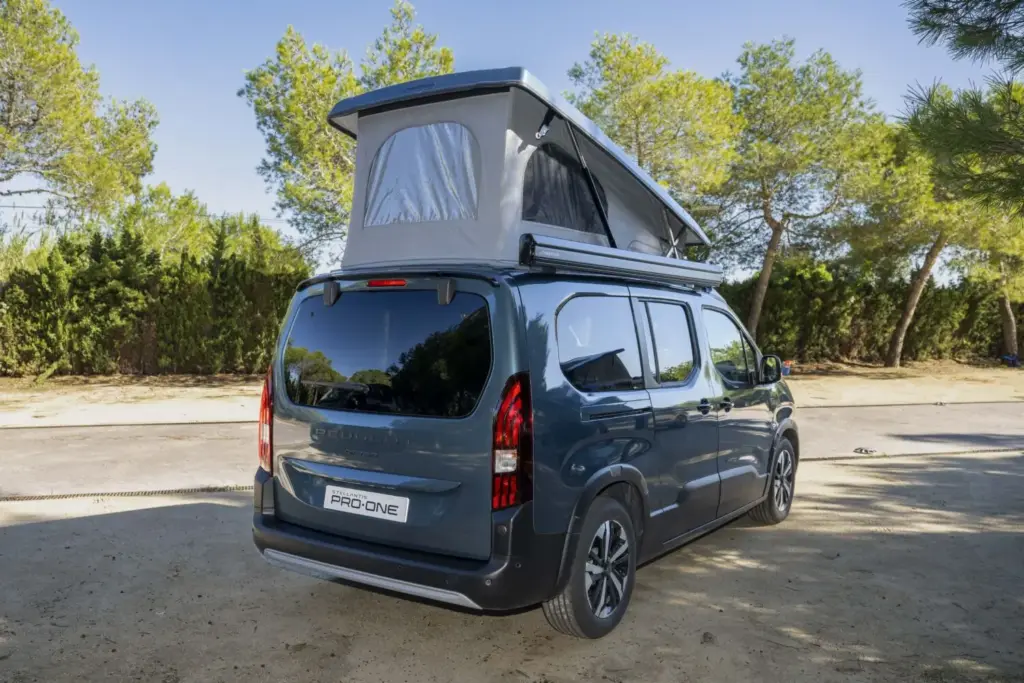Stellantis Pro One quiere seguir dominando el mercado camper: una de cada dos unidades vendidas en España lleva su sello 38 Motor16 stellantis pro one camper peugeot rifter tikervan 6 Motor16
