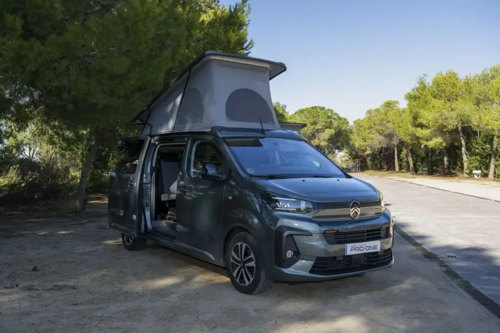 Stellantis Pro One quiere seguir dominando el mercado camper: una de cada dos unidades vendidas en España lleva su sello 78 Motor16 stellantis pro one citroen hollydays spacetourer 11 Motor16