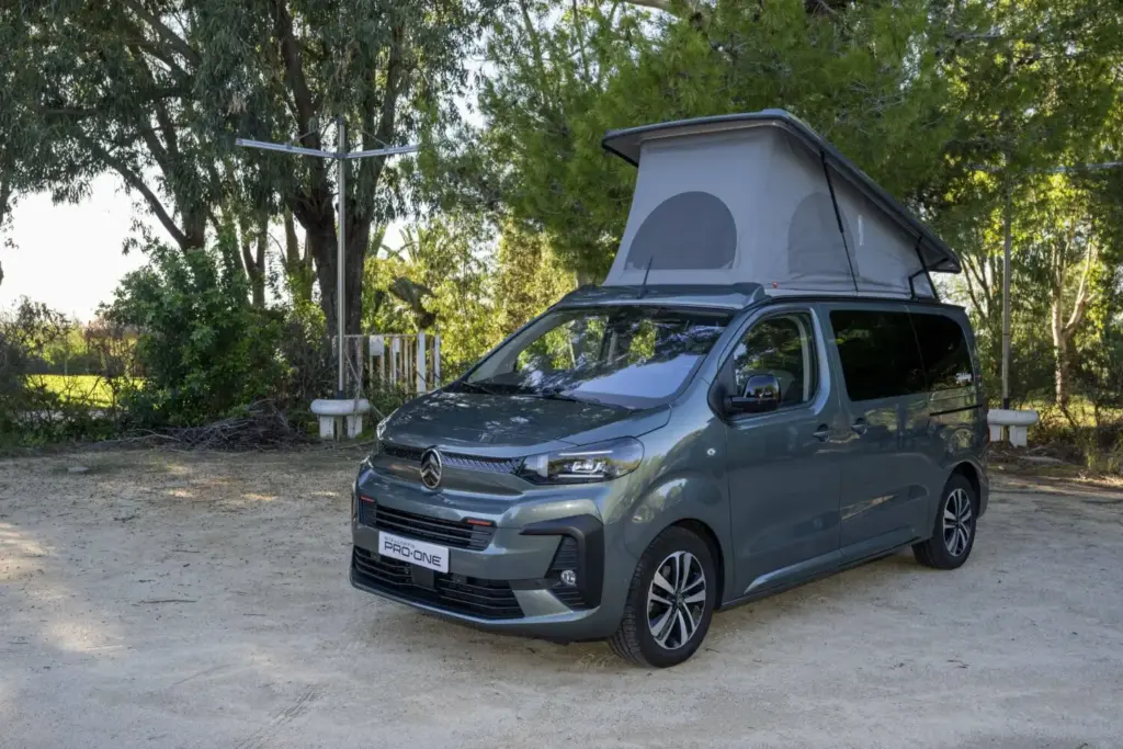 Stellantis Pro One quiere seguir dominando el mercado camper: una de cada dos unidades vendidas en España lleva su sello 67 Motor16 stellantis pro one citroen hollydays spacetourer 15 Motor16