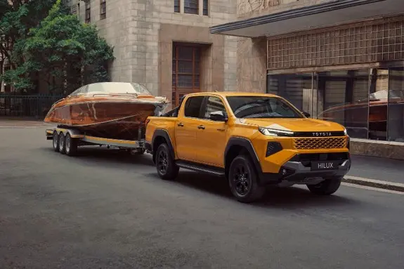 El nuevo Toyota Hilux llega como eléctrico e híbrido ligero 7 Motor16 El nuevo Toyota Hilux llega como eléctrico e híbrido ligero